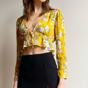 Aritzia Sunday Best New Cropped Blouse in Marigold Size Small #81066